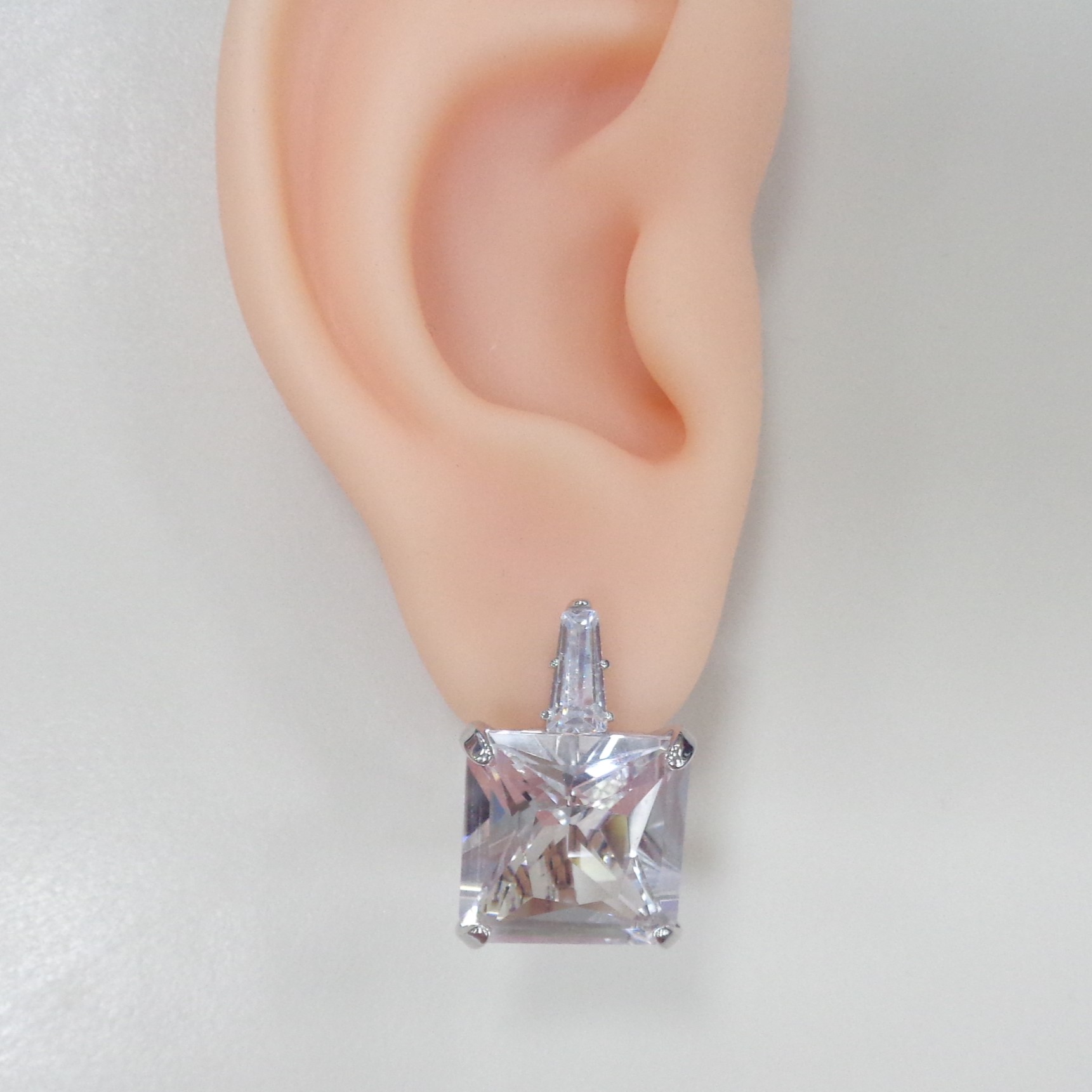 Серебряные серьги с горным хрусталем